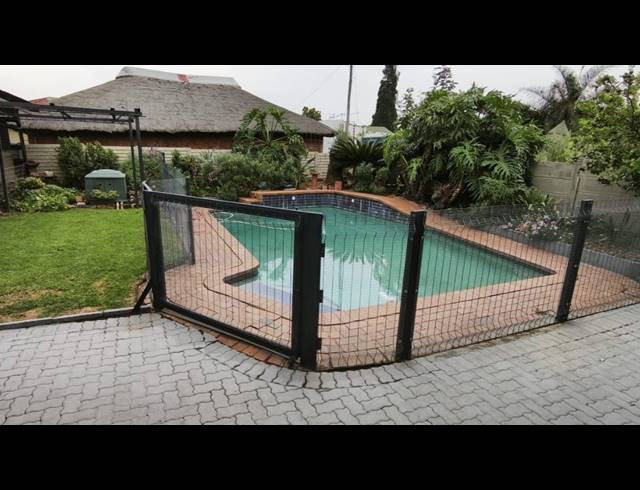 4 BEDROOM HOUSE FOR SALE IN FLORENTIA